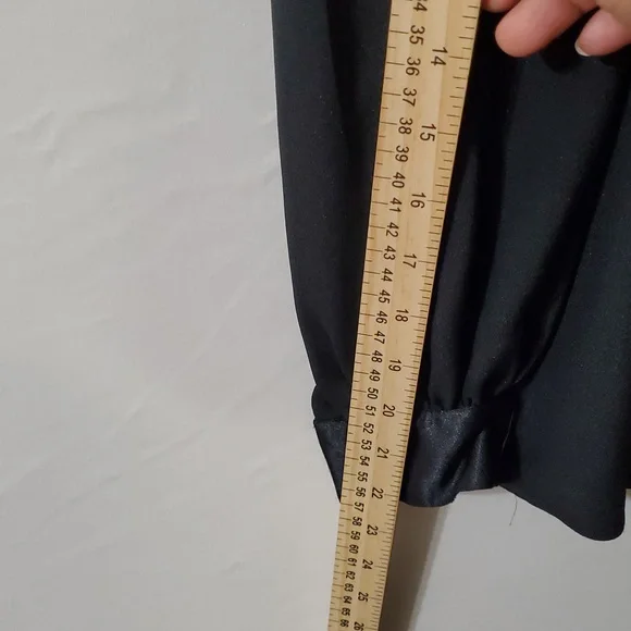 Vintage Nilani Black Long Sleeve Satin Blouse with Beaded Bows Sz 2 - Picture 7 of 12